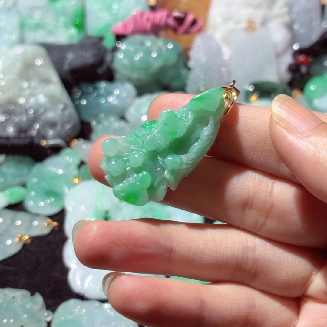 翡翠未镶嵌吊坠(不含链)