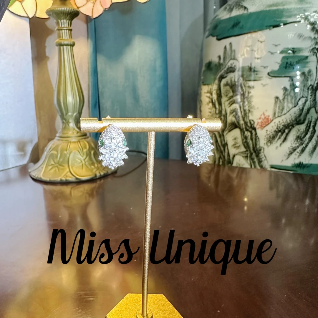 E8146高级大金蛇满钻耳环