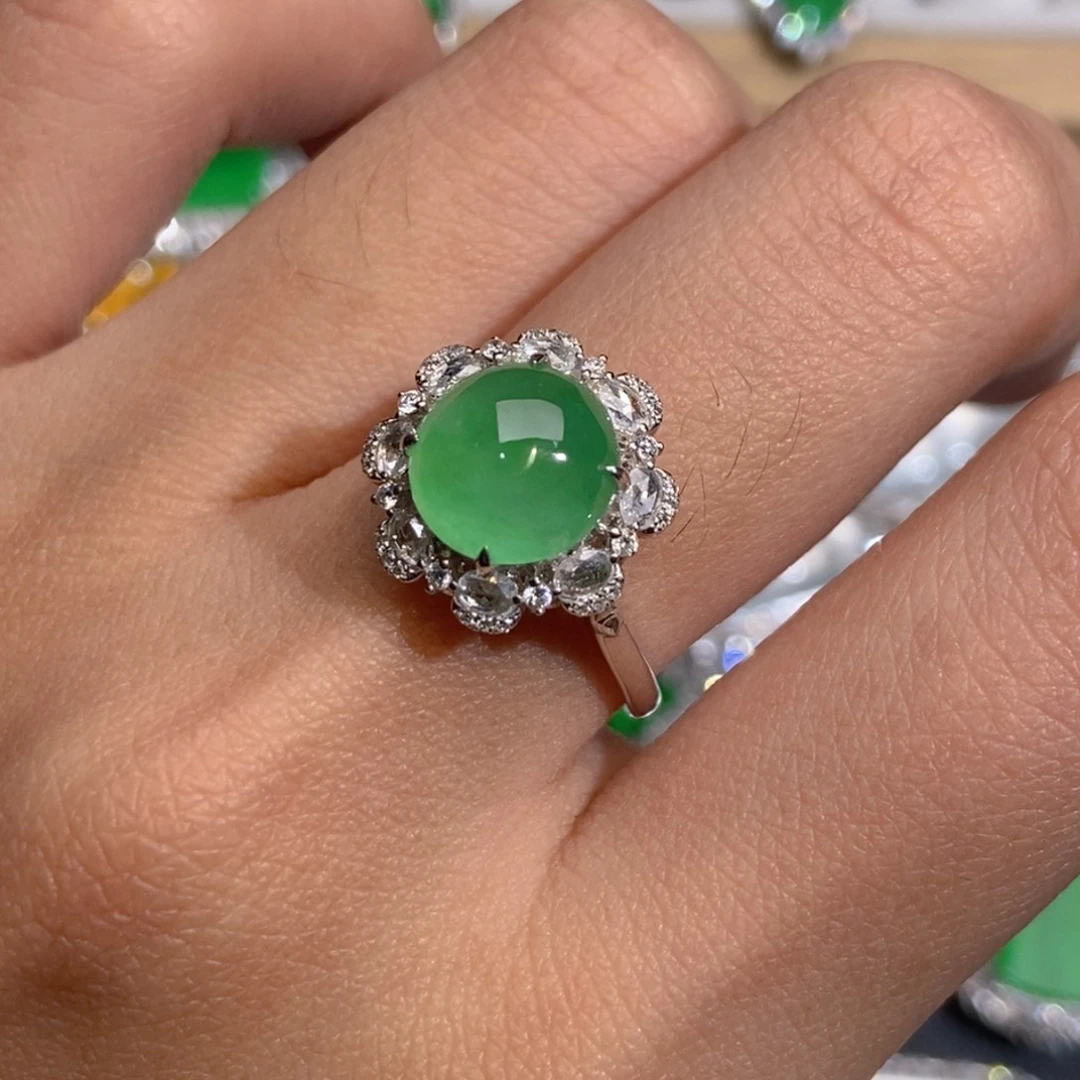 翡翠18K金镶嵌戒指天然缅甸A货翡翠