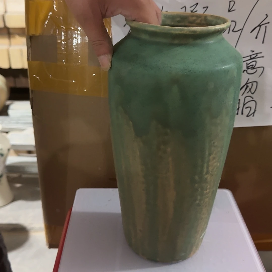 景德镇陶瓷花瓶微瑕