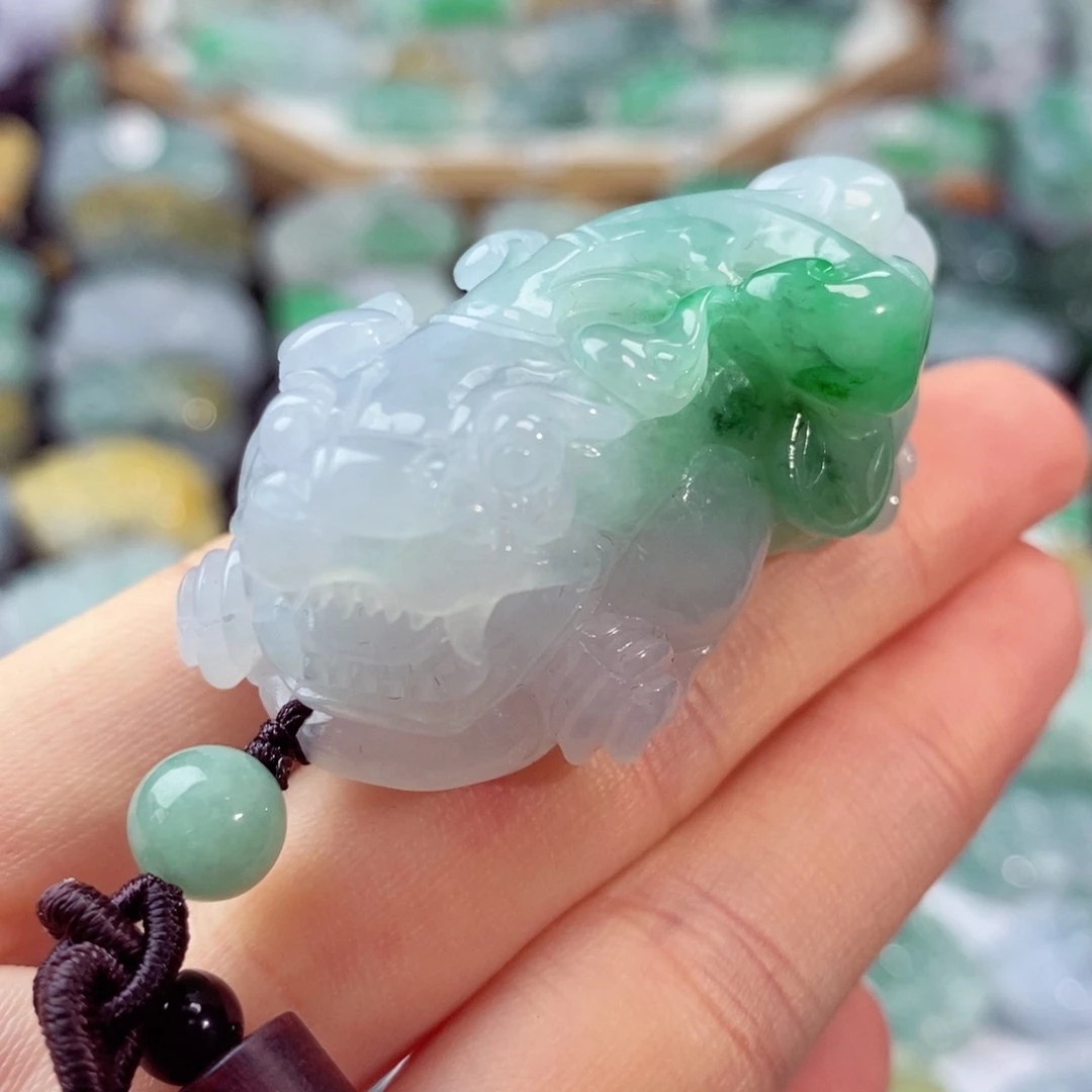 翡翠未镶嵌颈饰天然