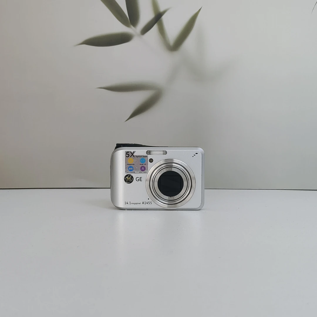 9新 GE/通用电气 A1455银色ccd相机冷白皮卡片机1400W像素