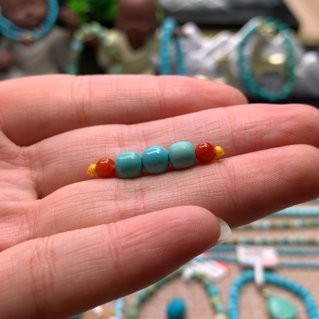 南红玛瑙配饰未镶嵌