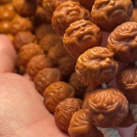 手串猴头核桃骑****。舞台