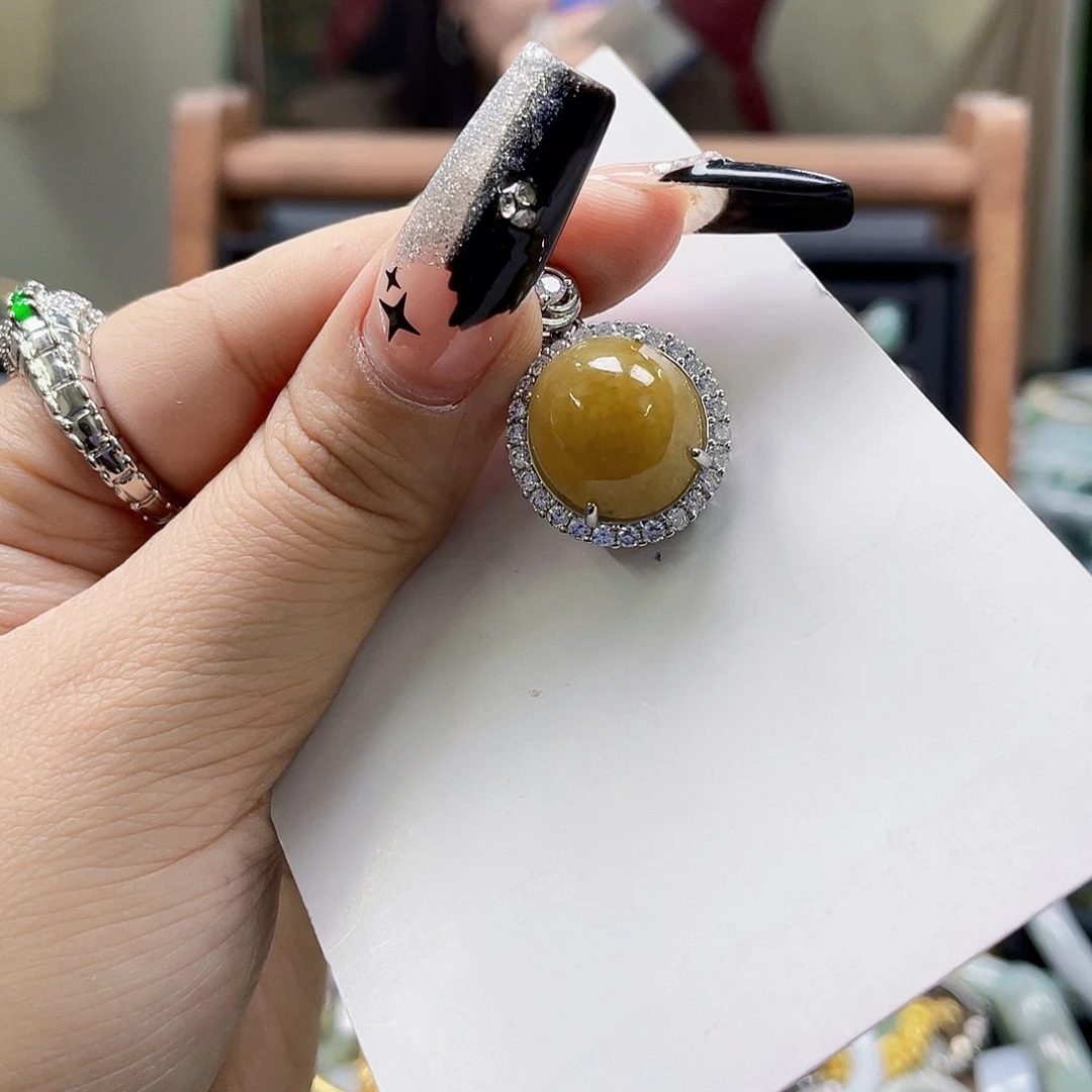 翡翠未镶嵌颈饰天然翡翠Ａ货