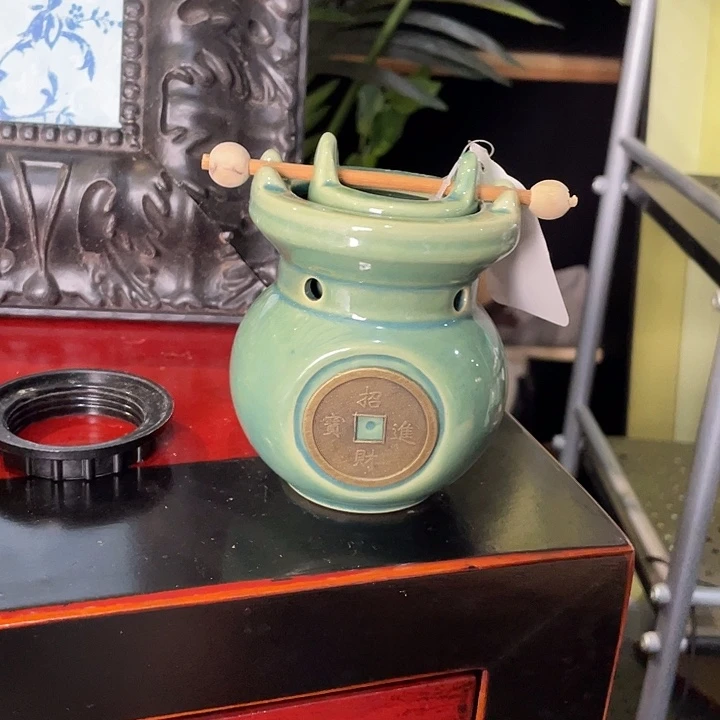 陶瓷花瓶部分（微瑕）
