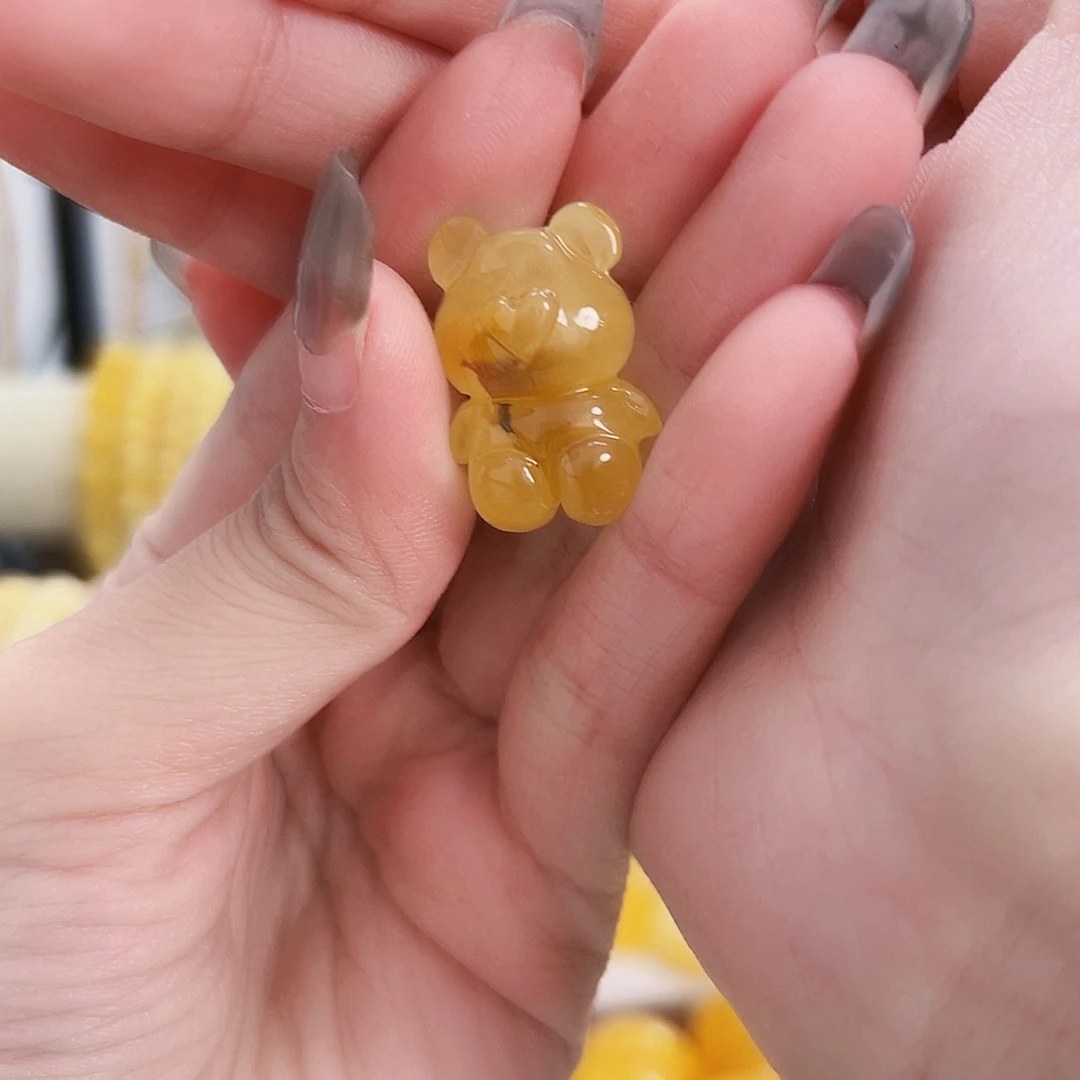 未镶嵌琥珀裸石小熊微瑕