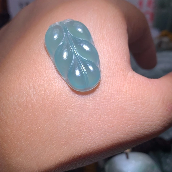 翡翠未镶嵌颈饰保真天然A货翡翠