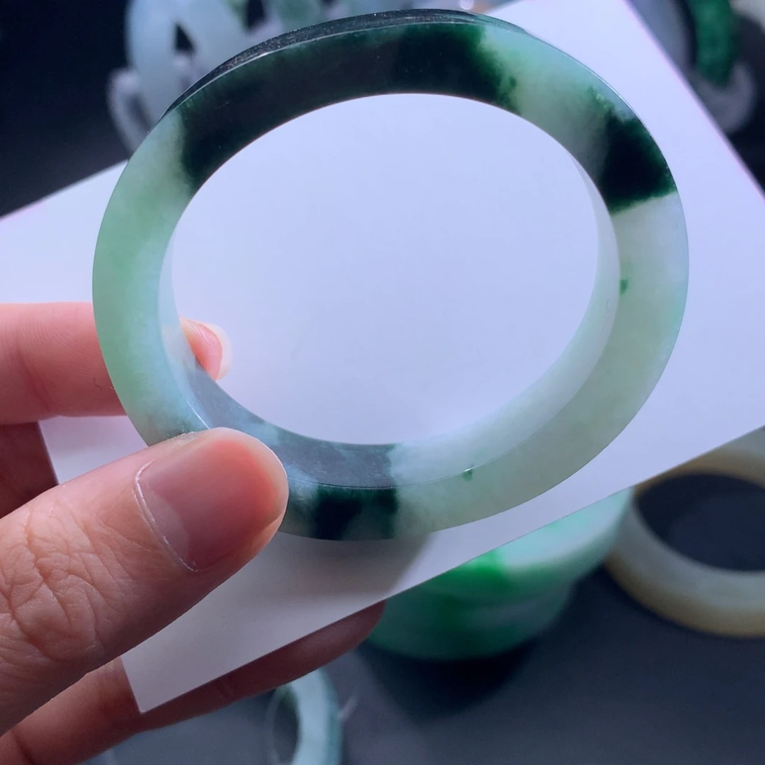 定制翡翠手镯未镶嵌