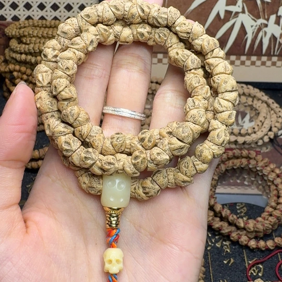 哇***哦手串柏香籽/百香籽狐尾