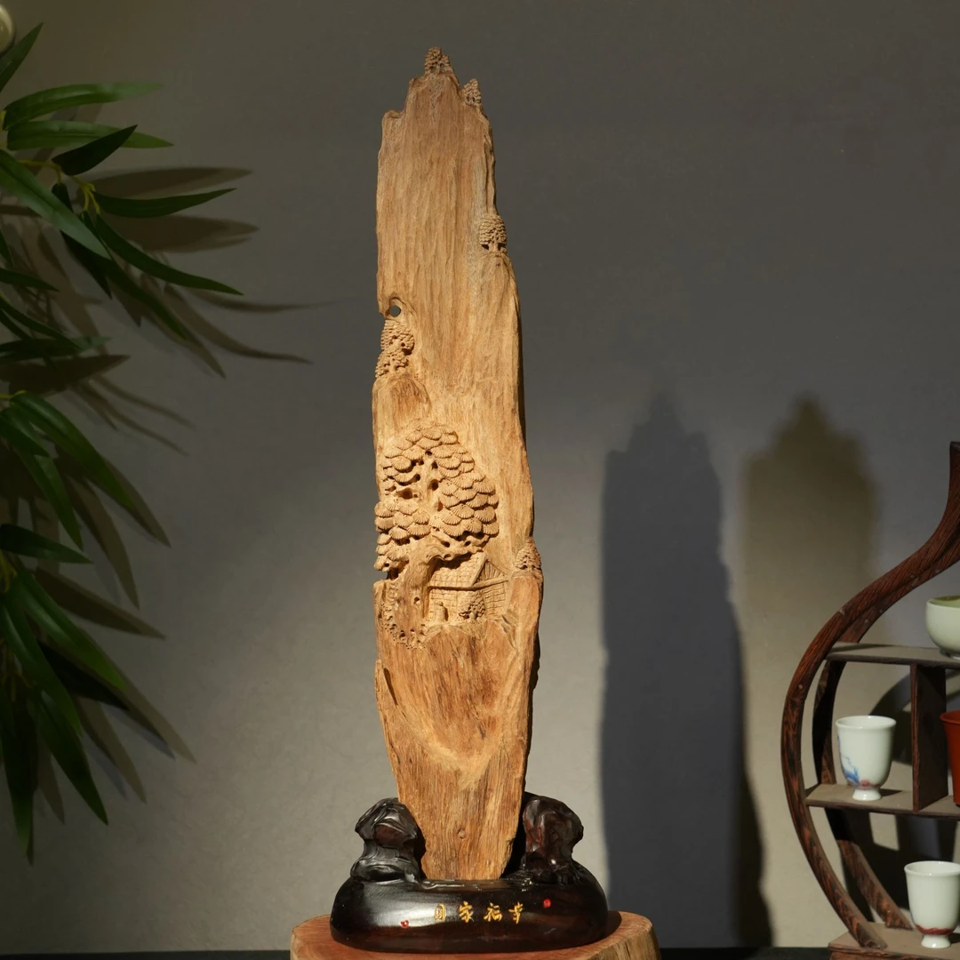 加里曼丹沉香皮油高山老料/幸福家园 13*8*43 217.8g 250621006 A