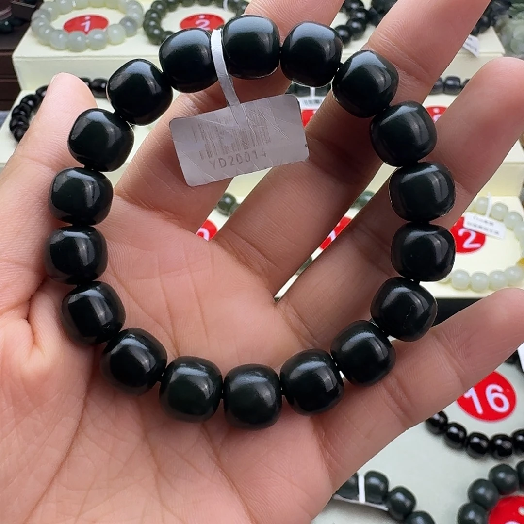 和田玉未镶嵌手串