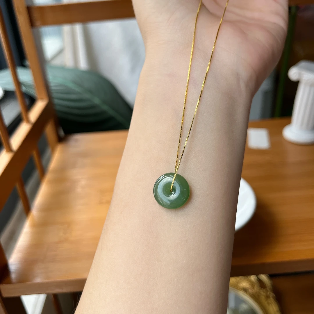 【珠宝厂长】约4*14mm+碧玉平安扣小扣子项链