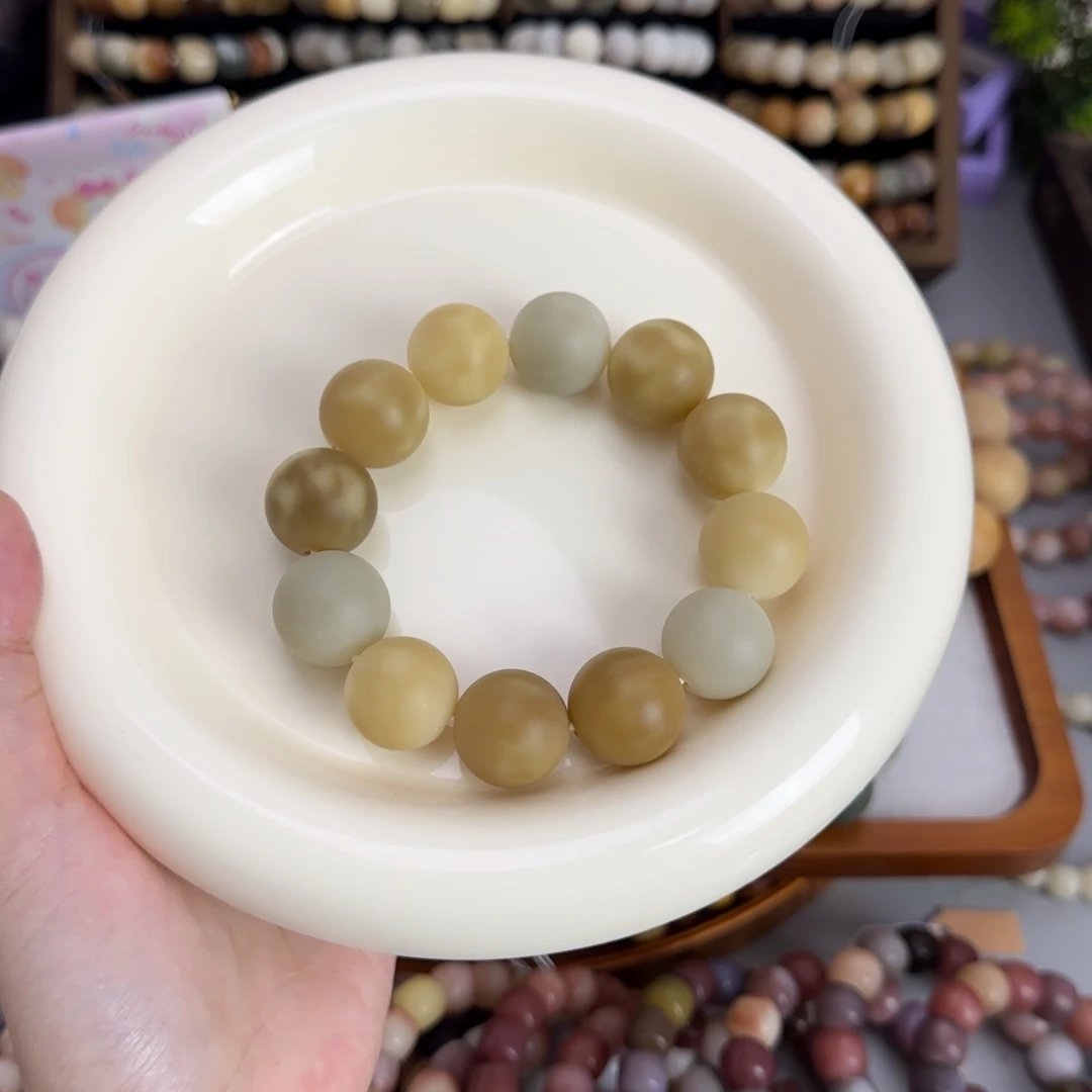 吊坠白玉菩提干磨卡20瑕疵不退不换