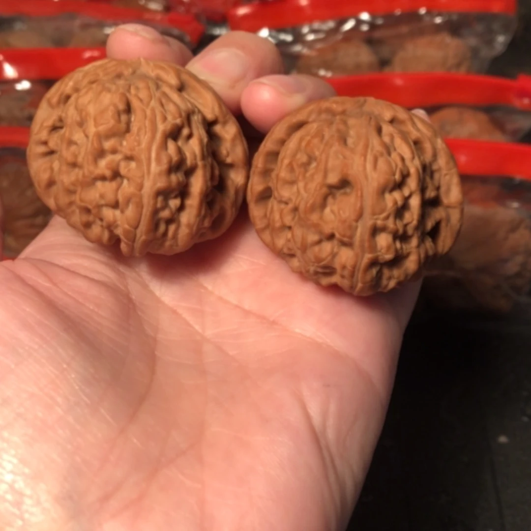 【闪购商品】文玩核桃把件中***魂白狮子41+