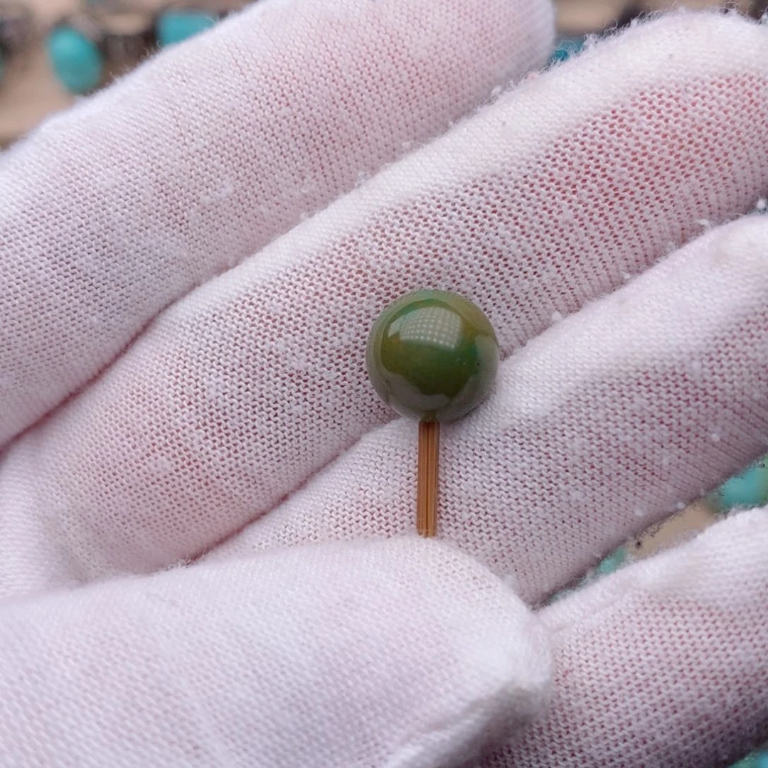 绿松石未镶嵌挂件