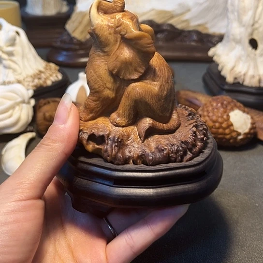 城***鹿骨把件大象香炉摆件手工
