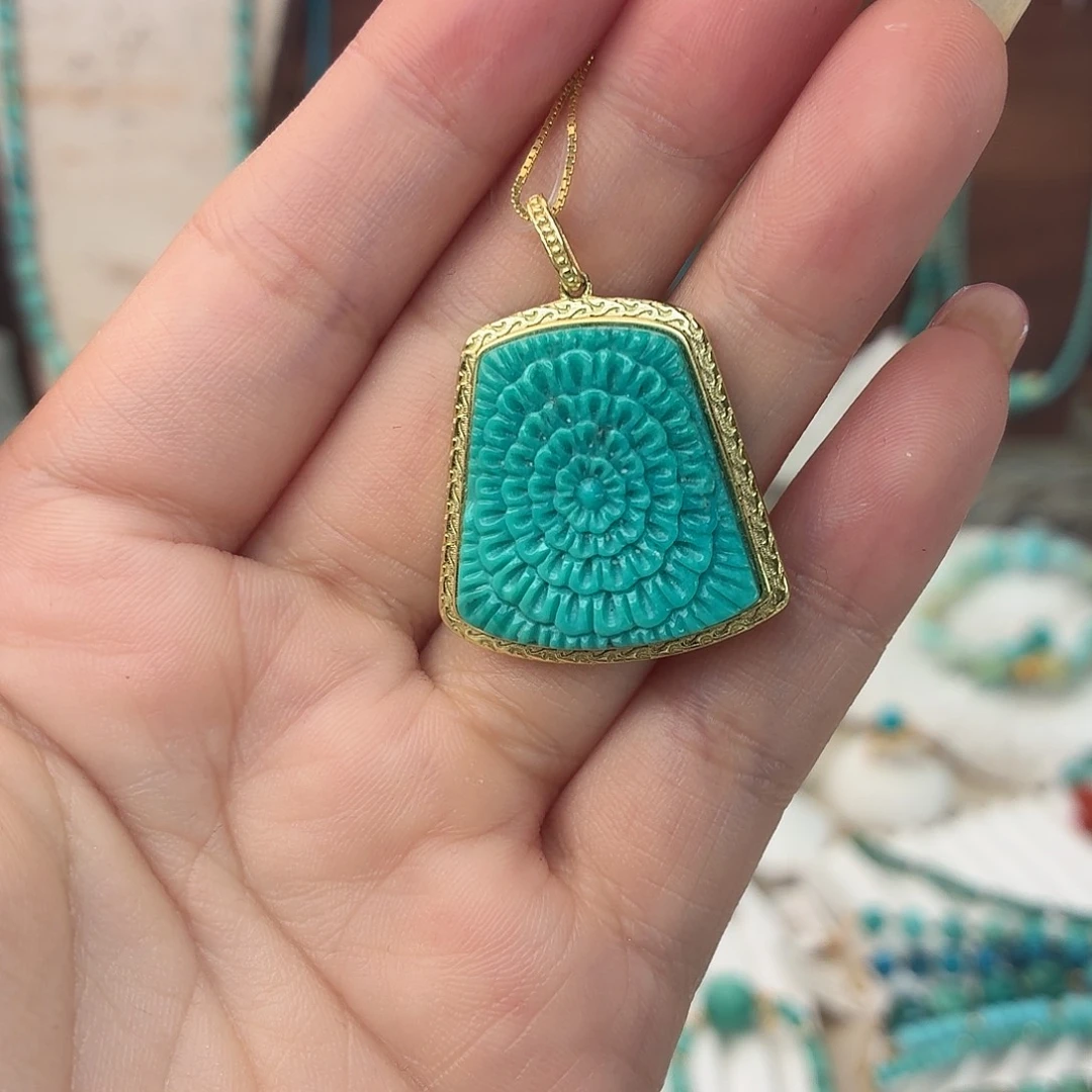 绿松石合金吊坠(赠链)