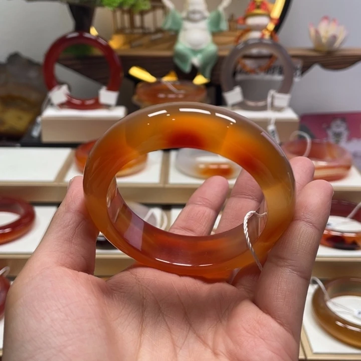 玛瑙/玉髓未镶嵌手镯