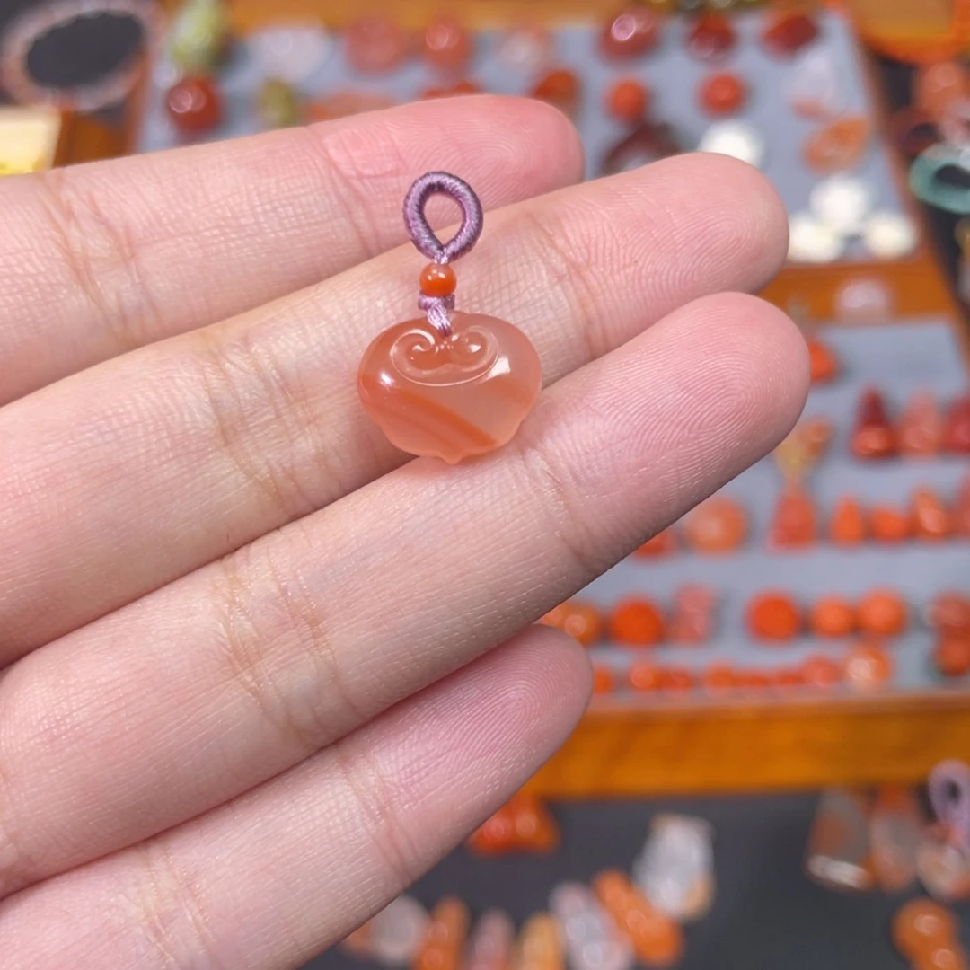 南红玛瑙未镶嵌如意锁