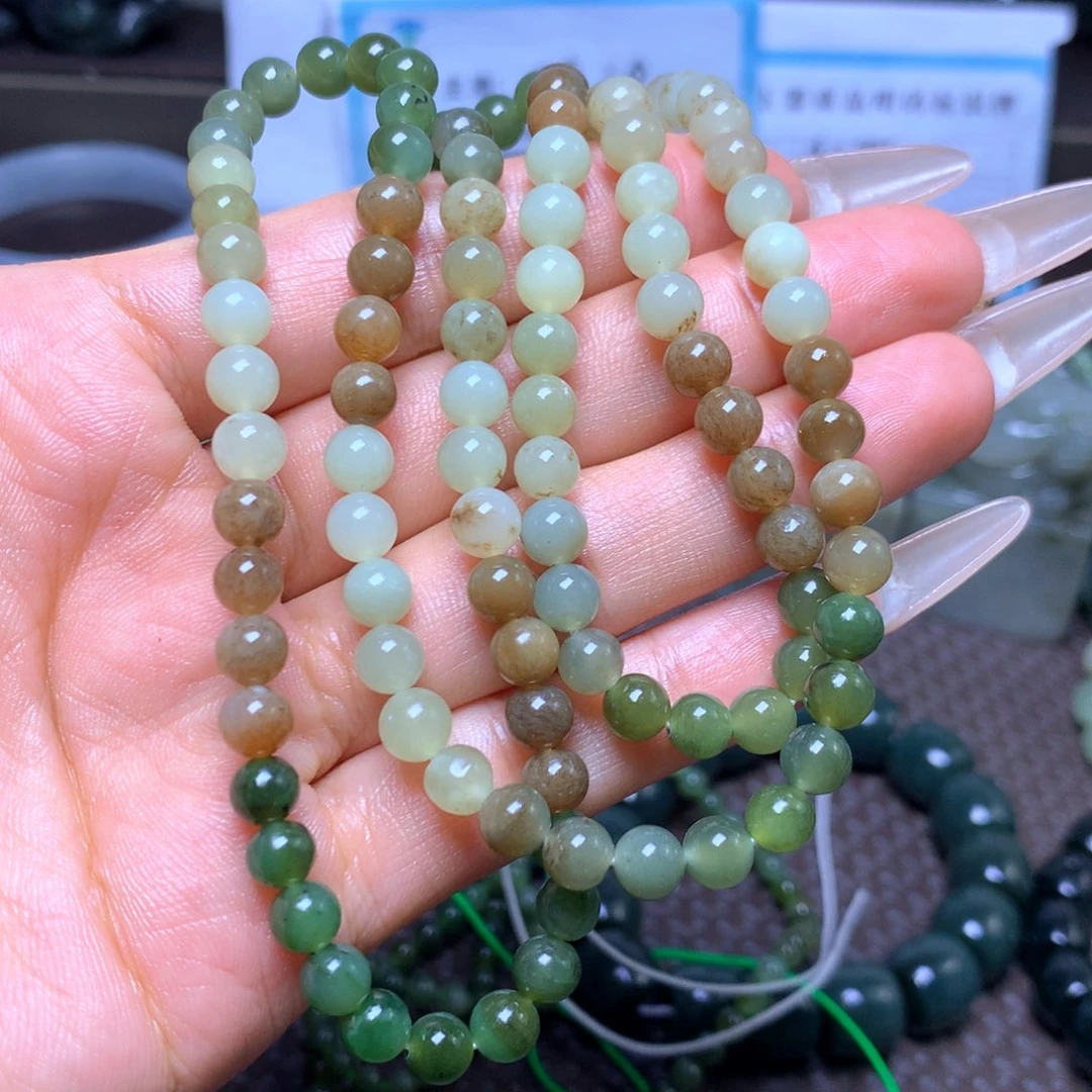 和田玉未镶嵌颈饰卡6