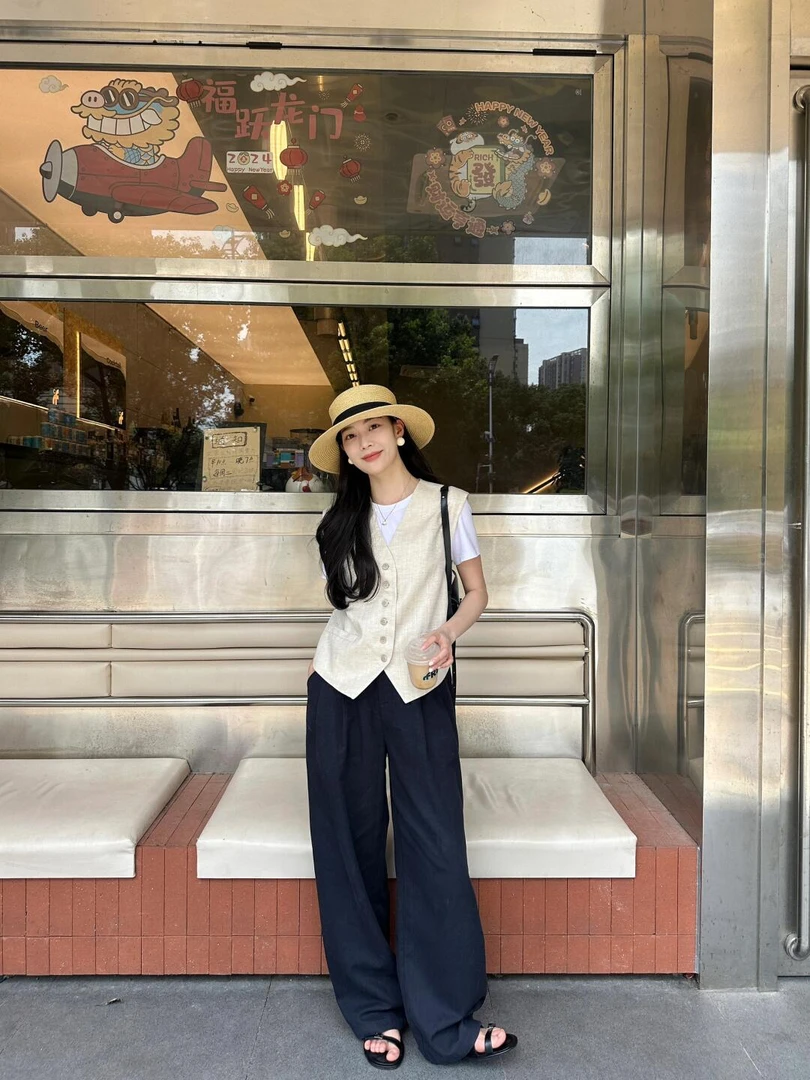 【乐章】韩系时尚V领马甲上衣搭配白色短袖T恤高腰西装阔腿裤套装女
