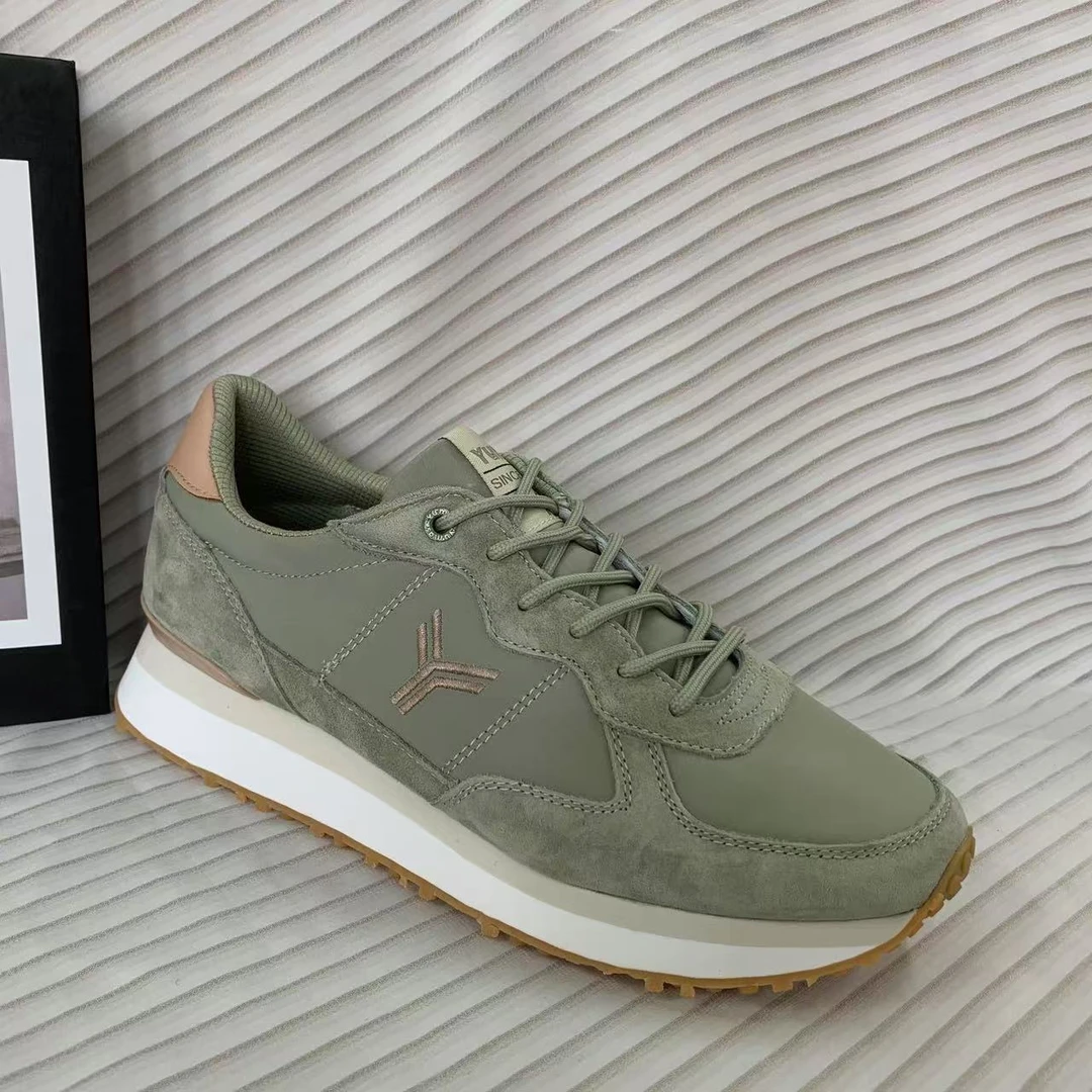 D730(运动码)男女鞋 秋冬新款低帮系带轻便舒适休闲运动鞋1仓