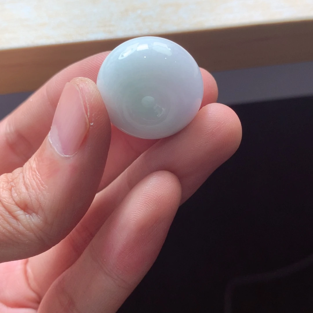 翡翠颈饰未镶嵌吊坠