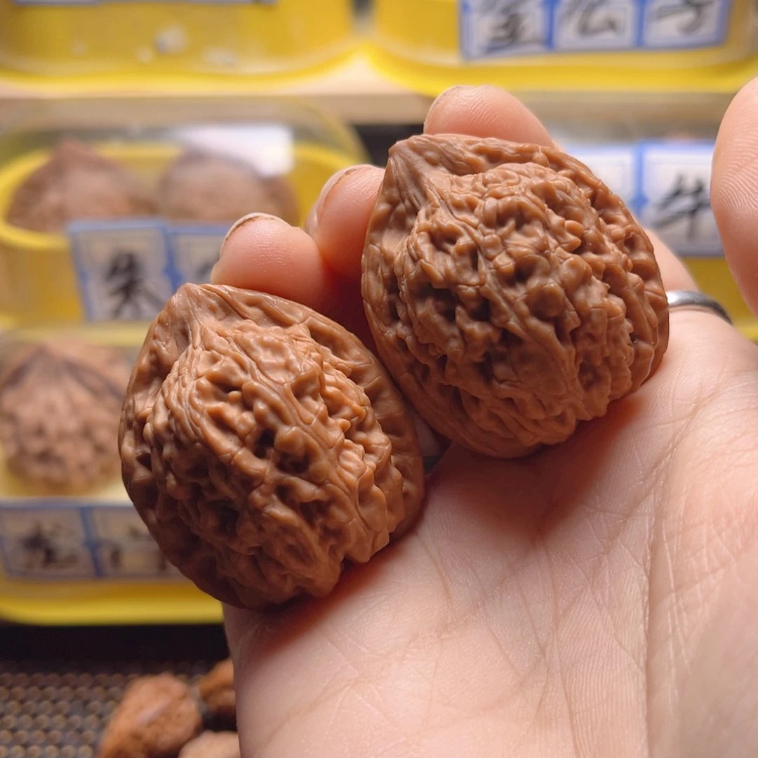 文玩核桃把件小*蚂蚁王