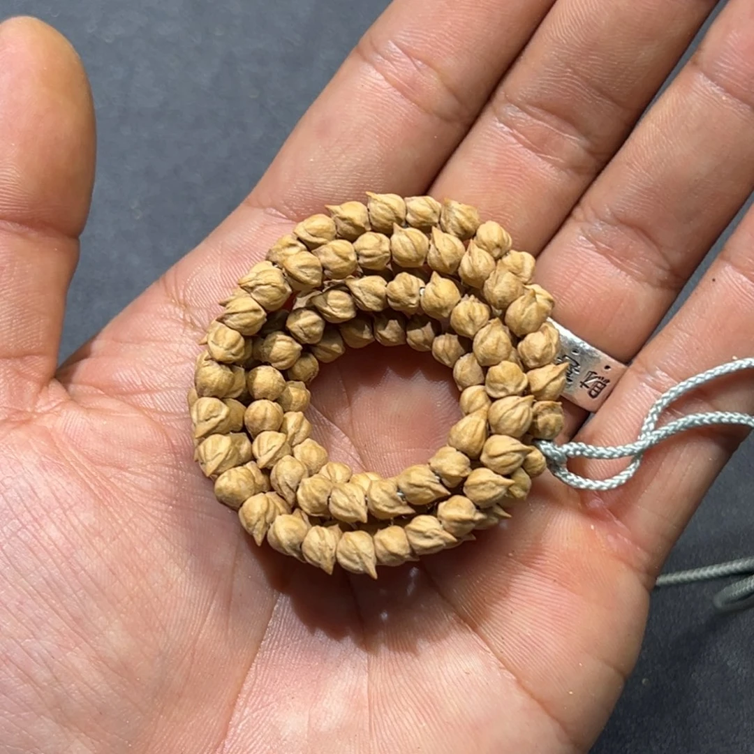 柏香籽/百香籽吊坠猛禽