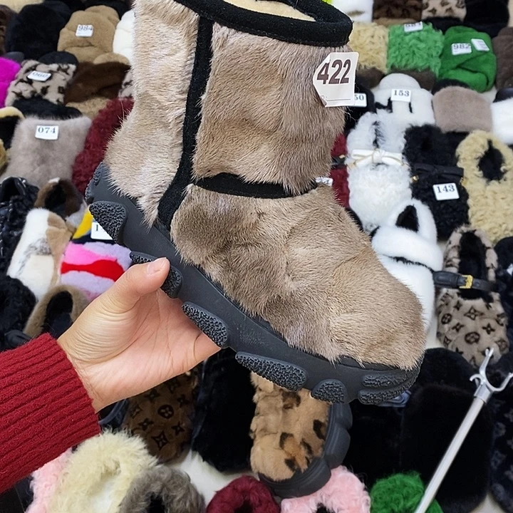 套趾拼貂短靴36码