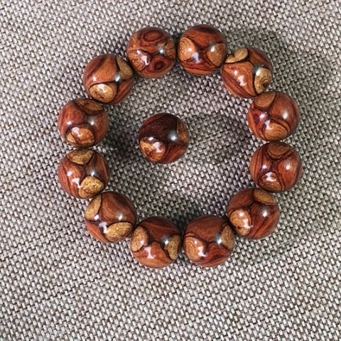 萧***文黄花梨/降香黄檀手串/手链海南黄花梨油梨奥特曼对眼