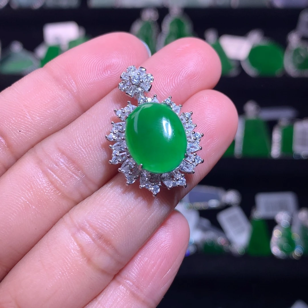 【闪购商品】颈饰银S925镶嵌翡翠