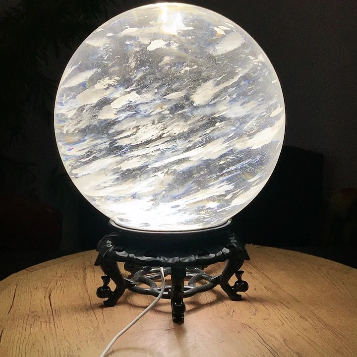 石材白水晶球直径25带灯底座