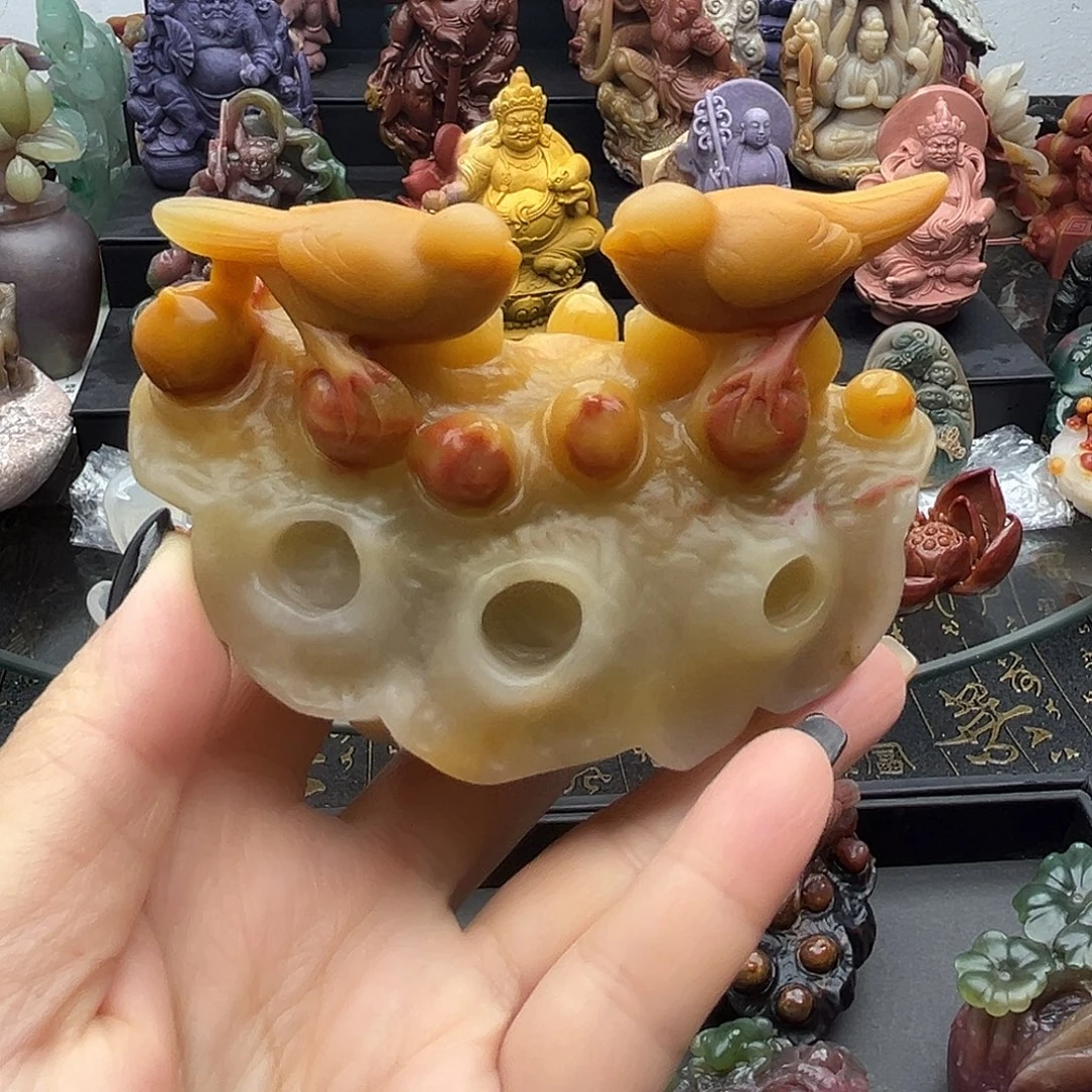 石英岩玉未镶嵌颈饰