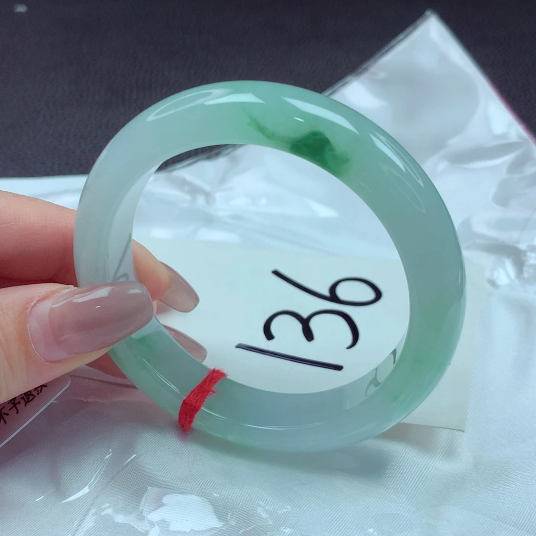 翡翠手镯未镶嵌手镯54