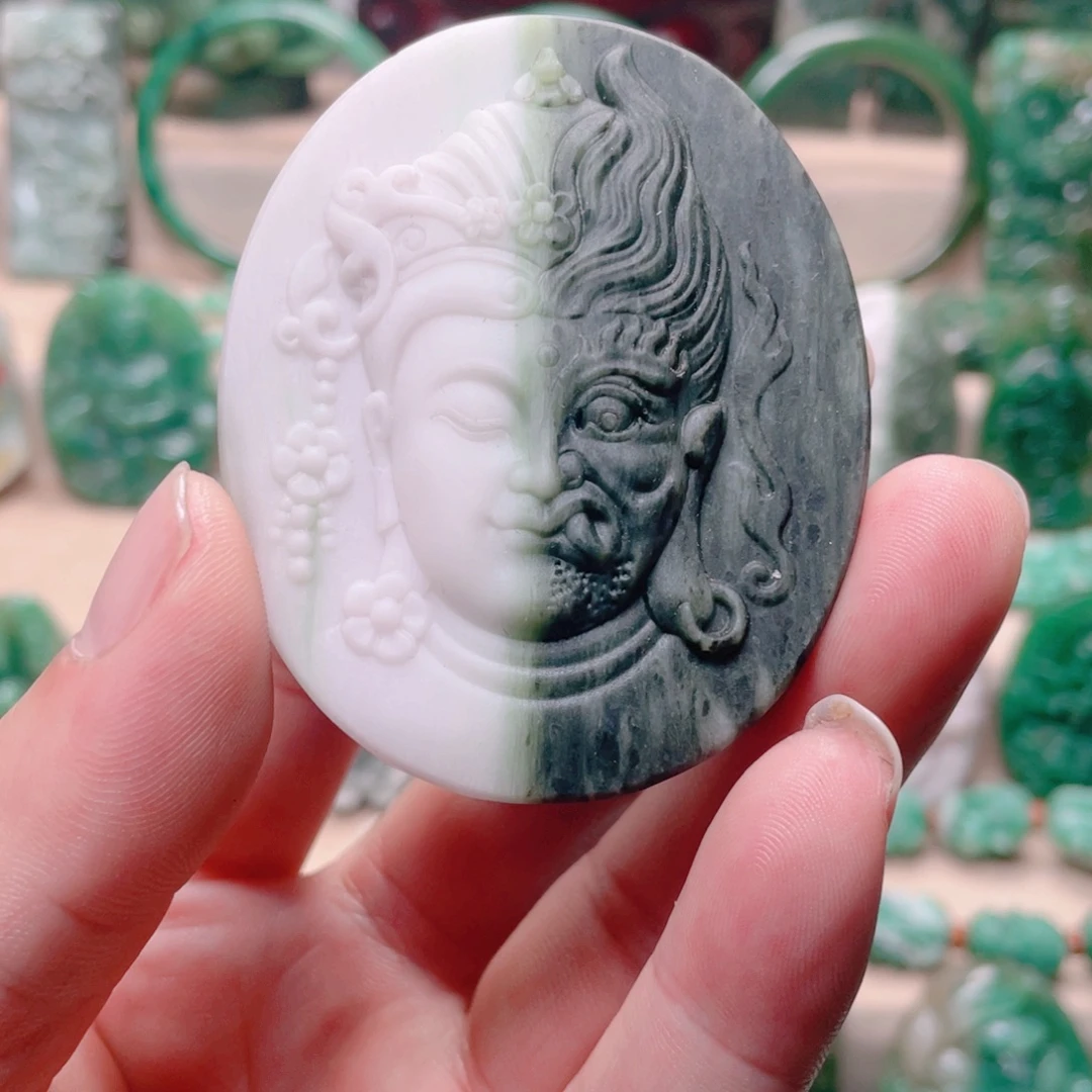 独山玉未镶嵌颈饰