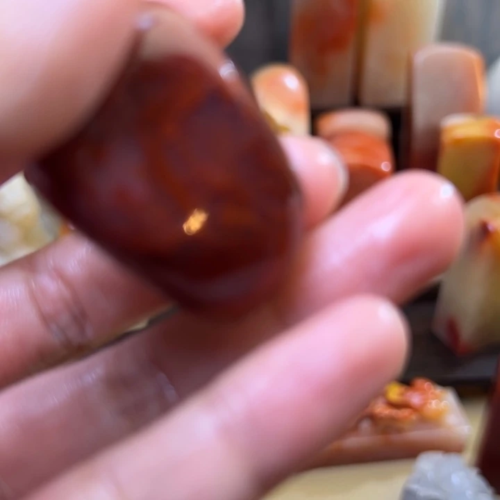 绮***安印石寿山石有裂，介意勿拍