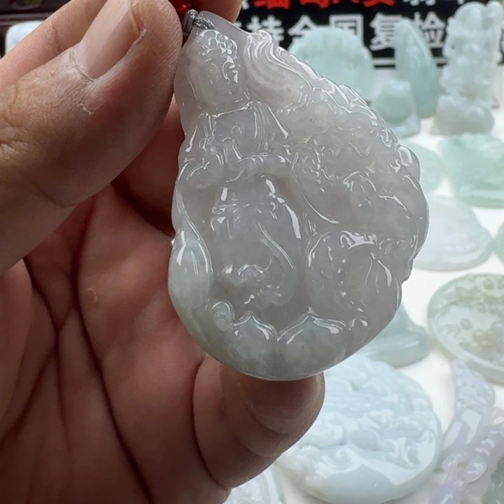 翡翠未镶嵌颈饰天然缅甸A货翡翠
