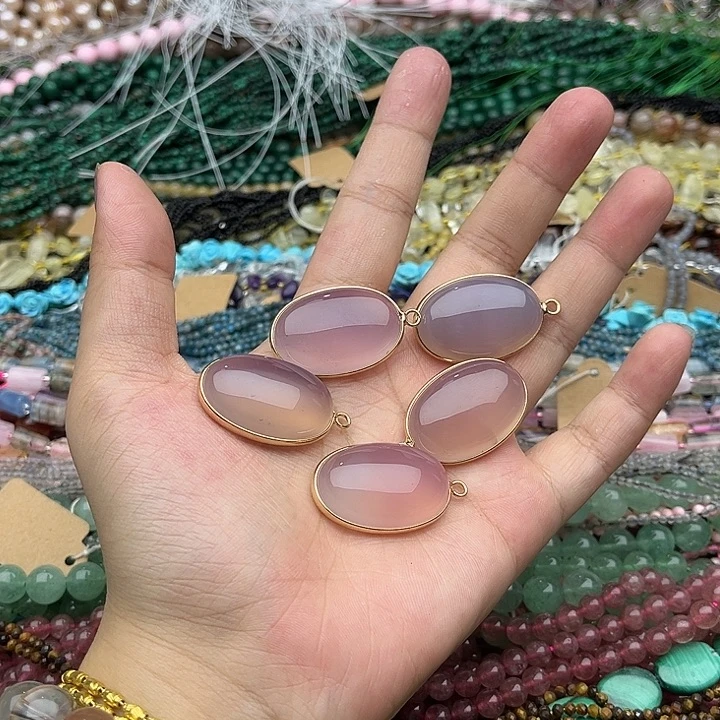 玛瑙/玉髓未镶嵌珠宝半成品1个21/30mm左右粉紫玛瑙吊坠随机发