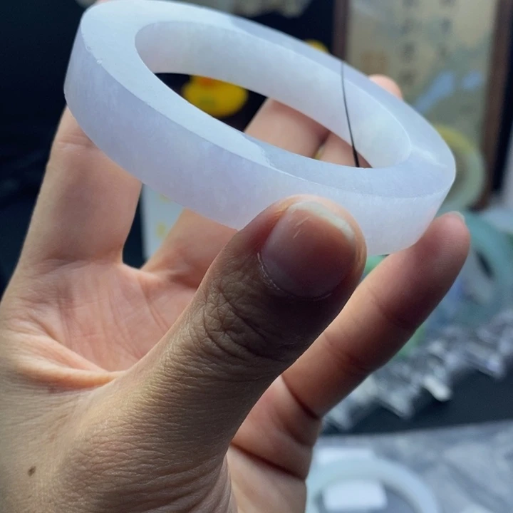 定制翡翠翡翠手镯未镶嵌