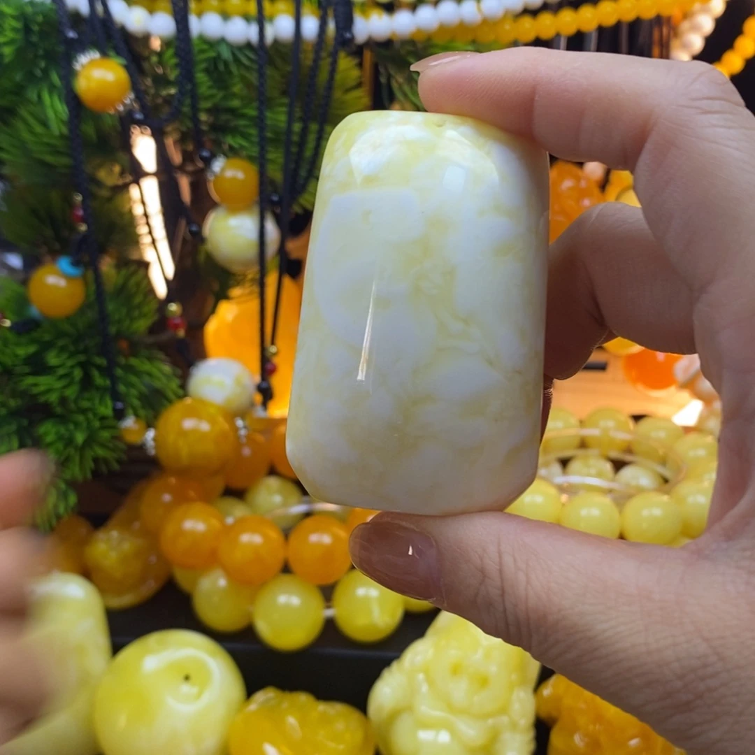 非金属瓷白无事牌中号