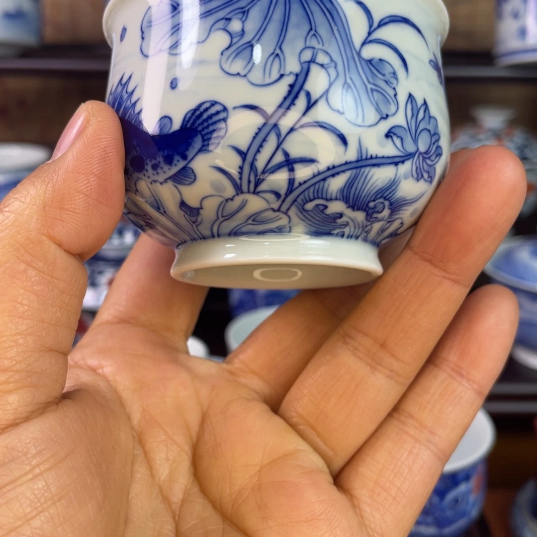 一***。景德镇陶瓷艺术鱼藻如四杯