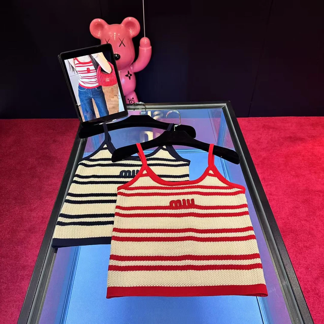 G845时尚通勤修身型辣妹风背心吊带条纹甜辣风时尚