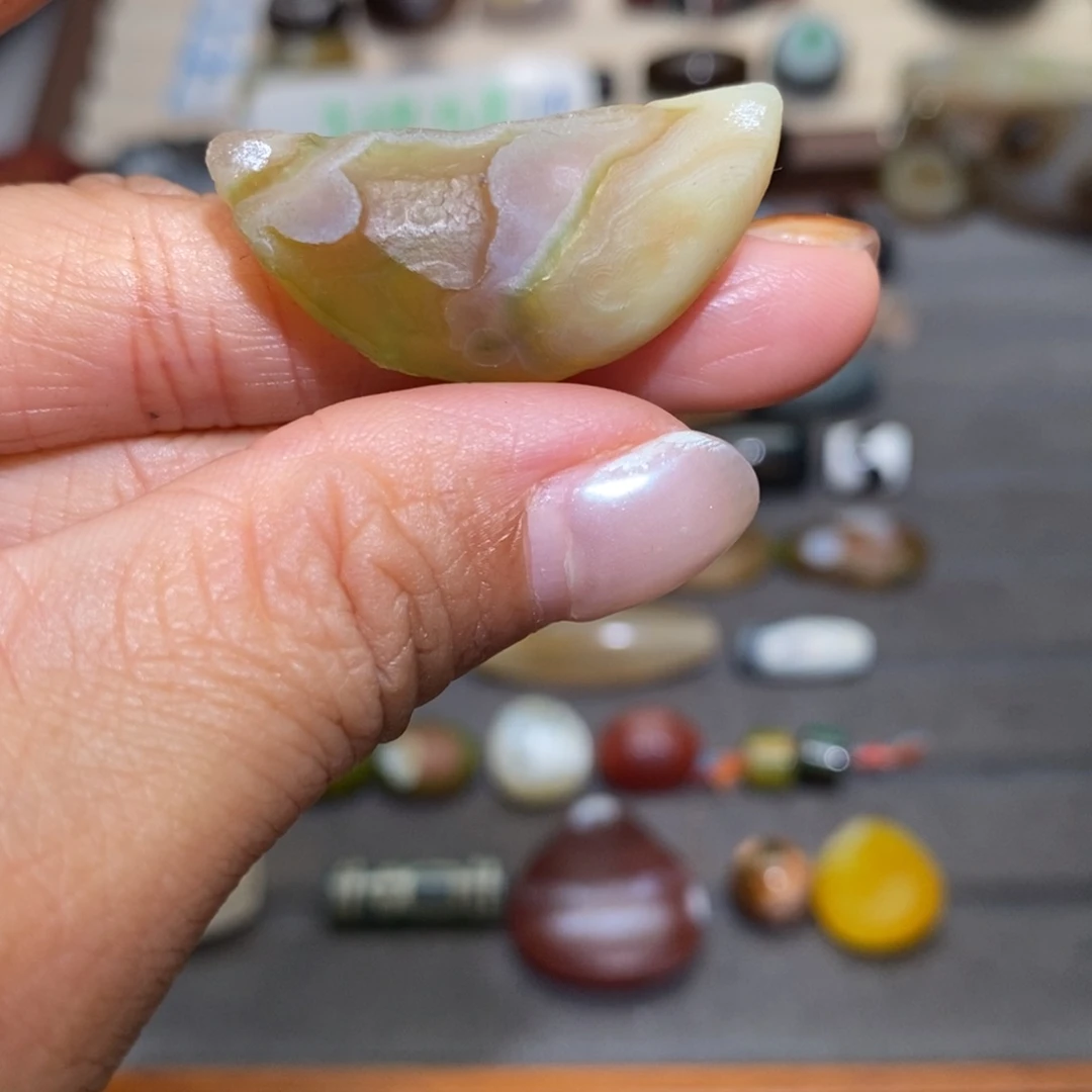 用***有玛瑙/玉髓合金手链