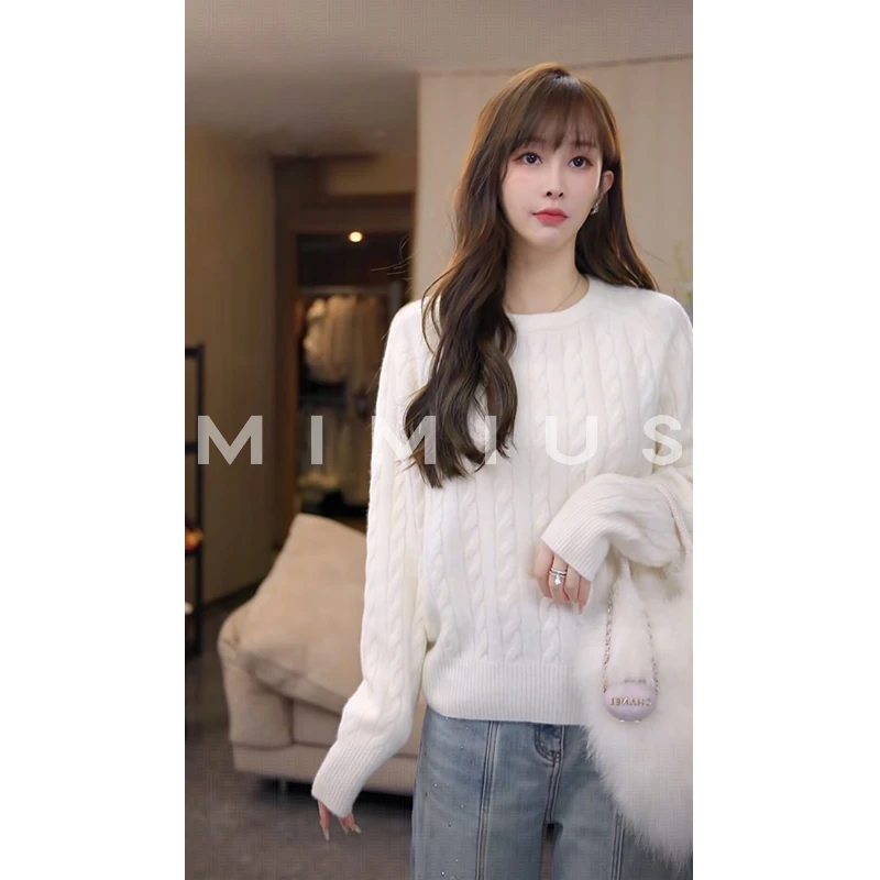 【mimius】U 全羊毛绞花圆领小刺绣长袖毛衣 WG10127