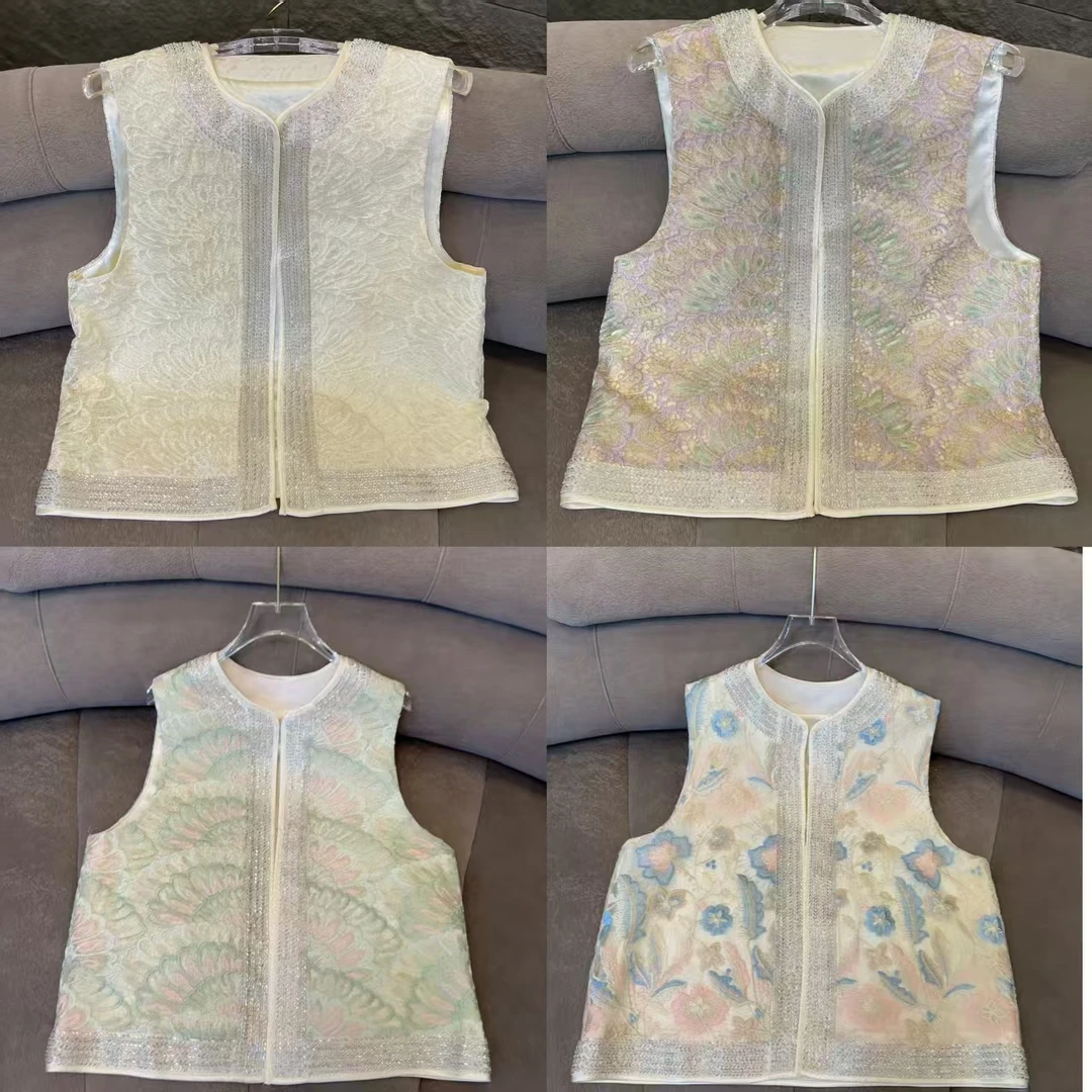 深圳南油乐总-6030款-春季新款新中式重工刺绣钉珠国风马甲