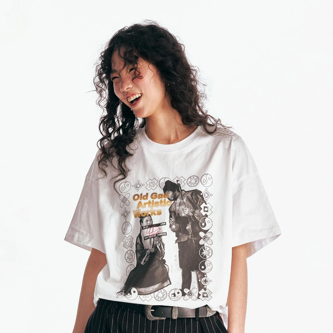 药九玖柒“邵氏”印花设计感上衣潮牌宽松休闲短袖T恤/1997邮政局