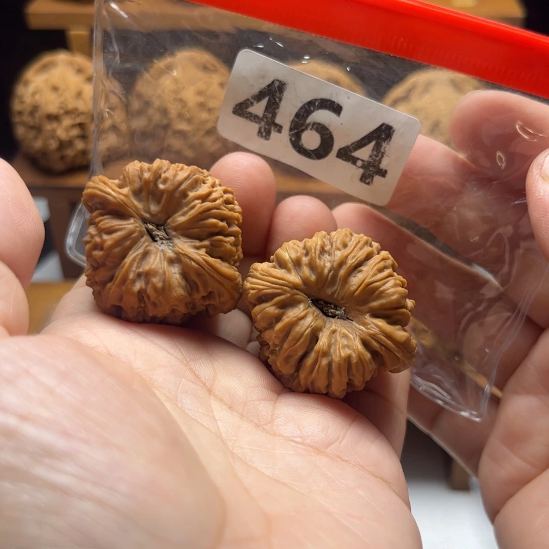 吊坠文玩核桃哈*k凹底36