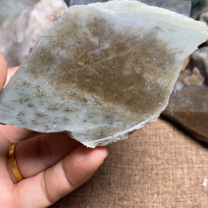 和田玉（糖玉）未镶嵌挂件